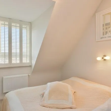 아파트 Duplex In With Sea Views 크노케-하이스트