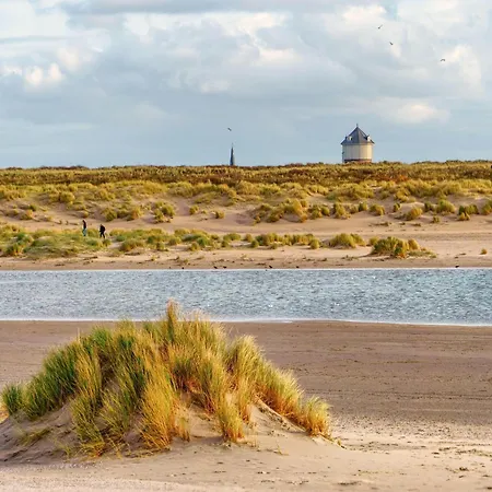 Duplex In With Sea Views 아파트 크노케-하이스트